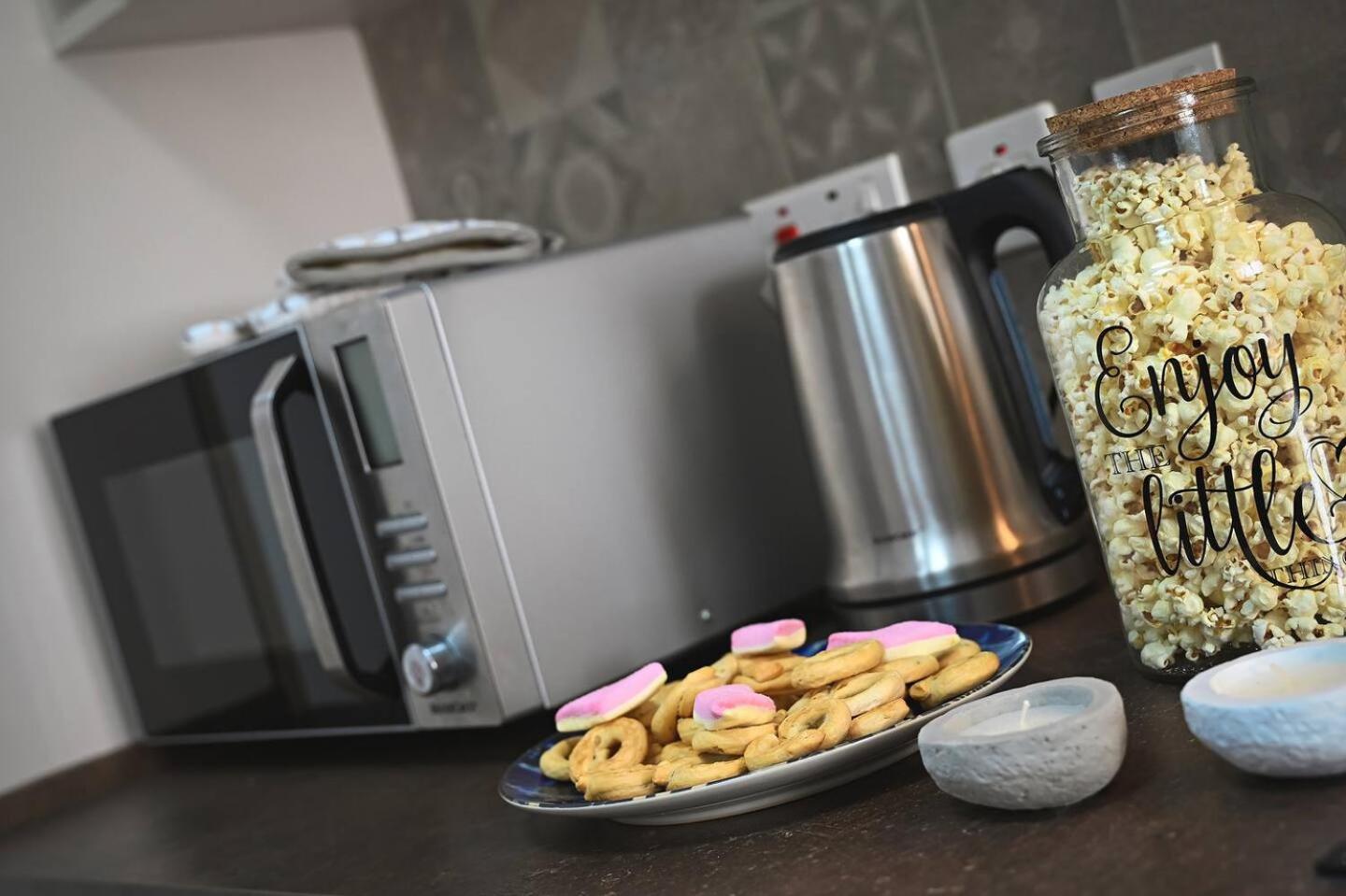 Fl 2 Ta'Lonza Luxury With Hot Tub By Homely Mellieħa Buitenkant foto