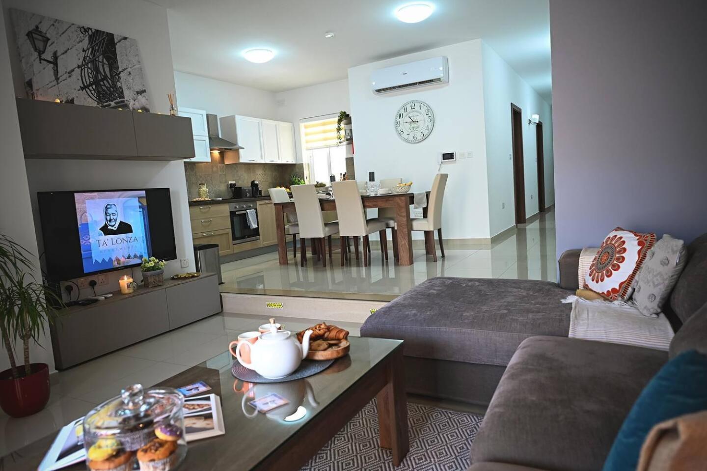 Fl 2 Ta'Lonza Luxury With Hot Tub By Homely Mellieħa Buitenkant foto