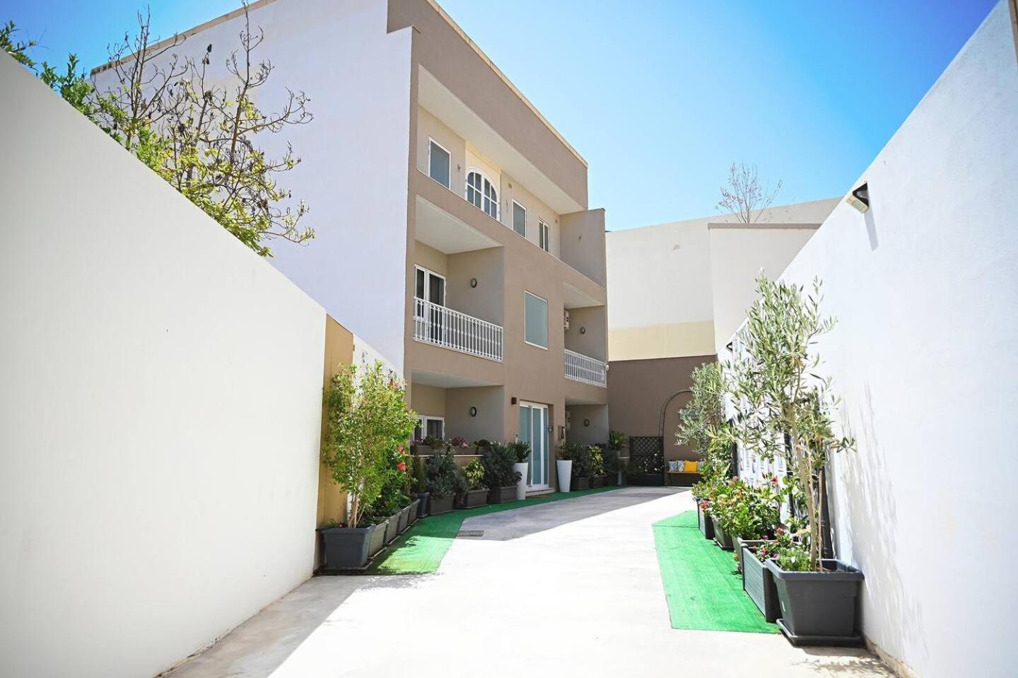 Fl 2 Ta'Lonza Luxury With Hot Tub By Homely Mellieħa Buitenkant foto