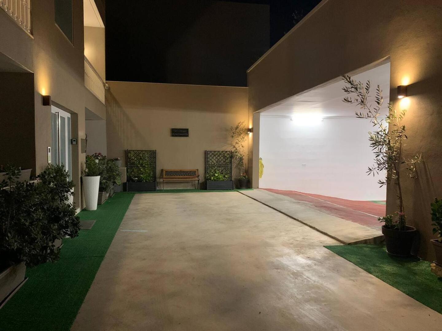 Fl 2 Ta'Lonza Luxury With Hot Tub By Homely Mellieħa Buitenkant foto