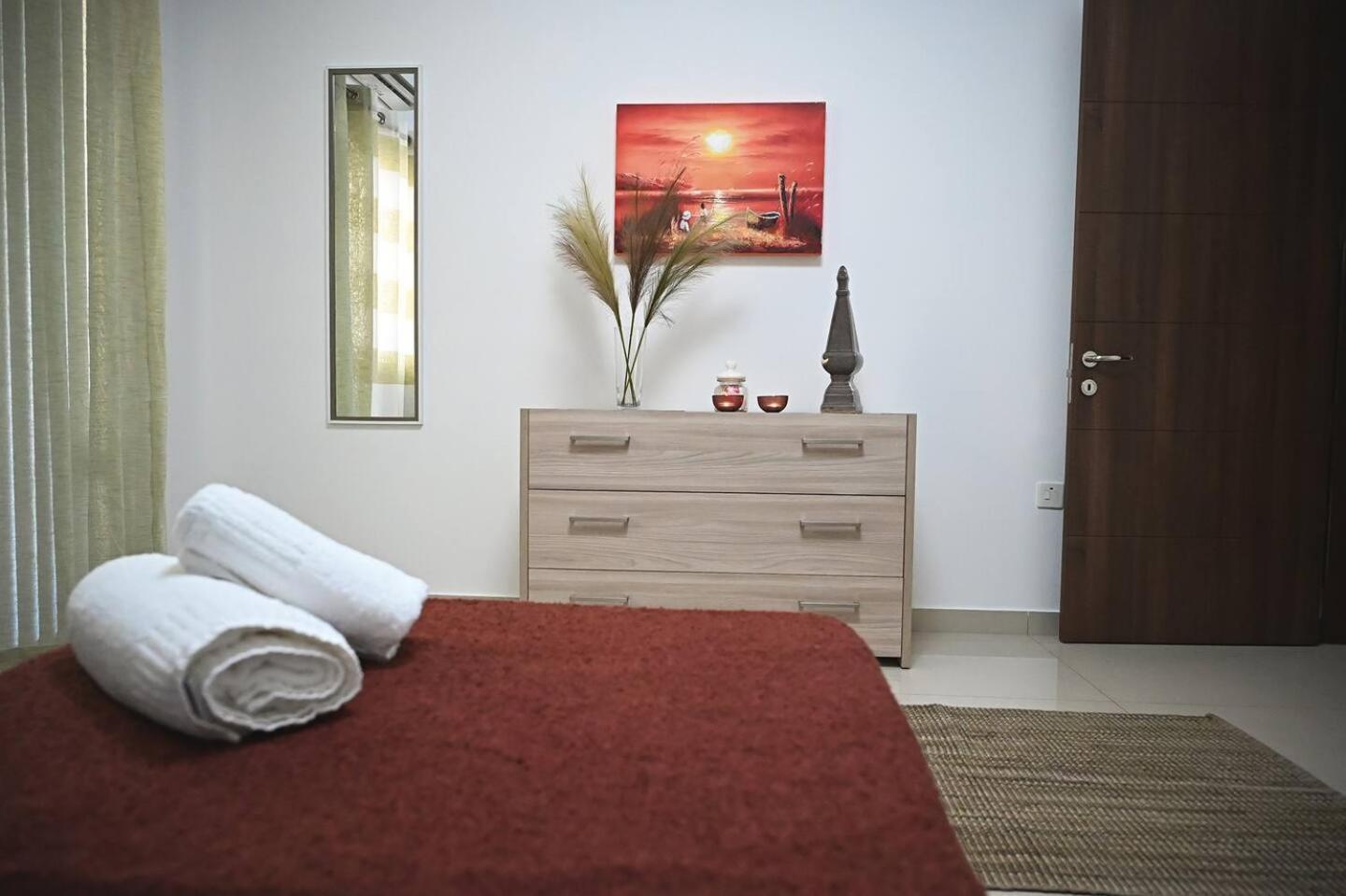 Fl 2 Ta'Lonza Luxury With Hot Tub By Homely Mellieħa Buitenkant foto