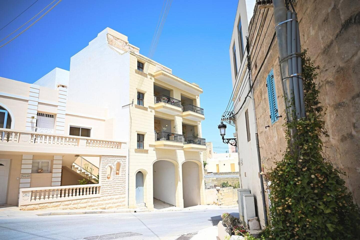 Fl 2 Ta'Lonza Luxury With Hot Tub By Homely Mellieħa Buitenkant foto