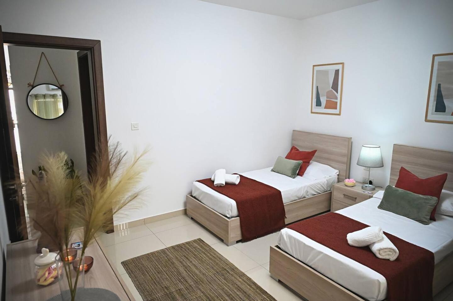 Fl 2 Ta'Lonza Luxury With Hot Tub By Homely Mellieħa Buitenkant foto