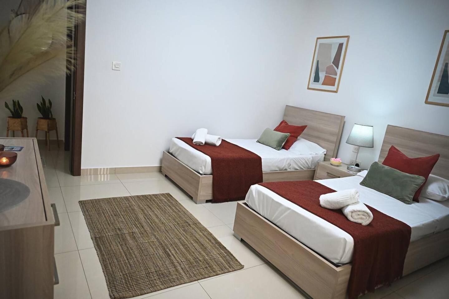 Fl 2 Ta'Lonza Luxury With Hot Tub By Homely Mellieħa Buitenkant foto
