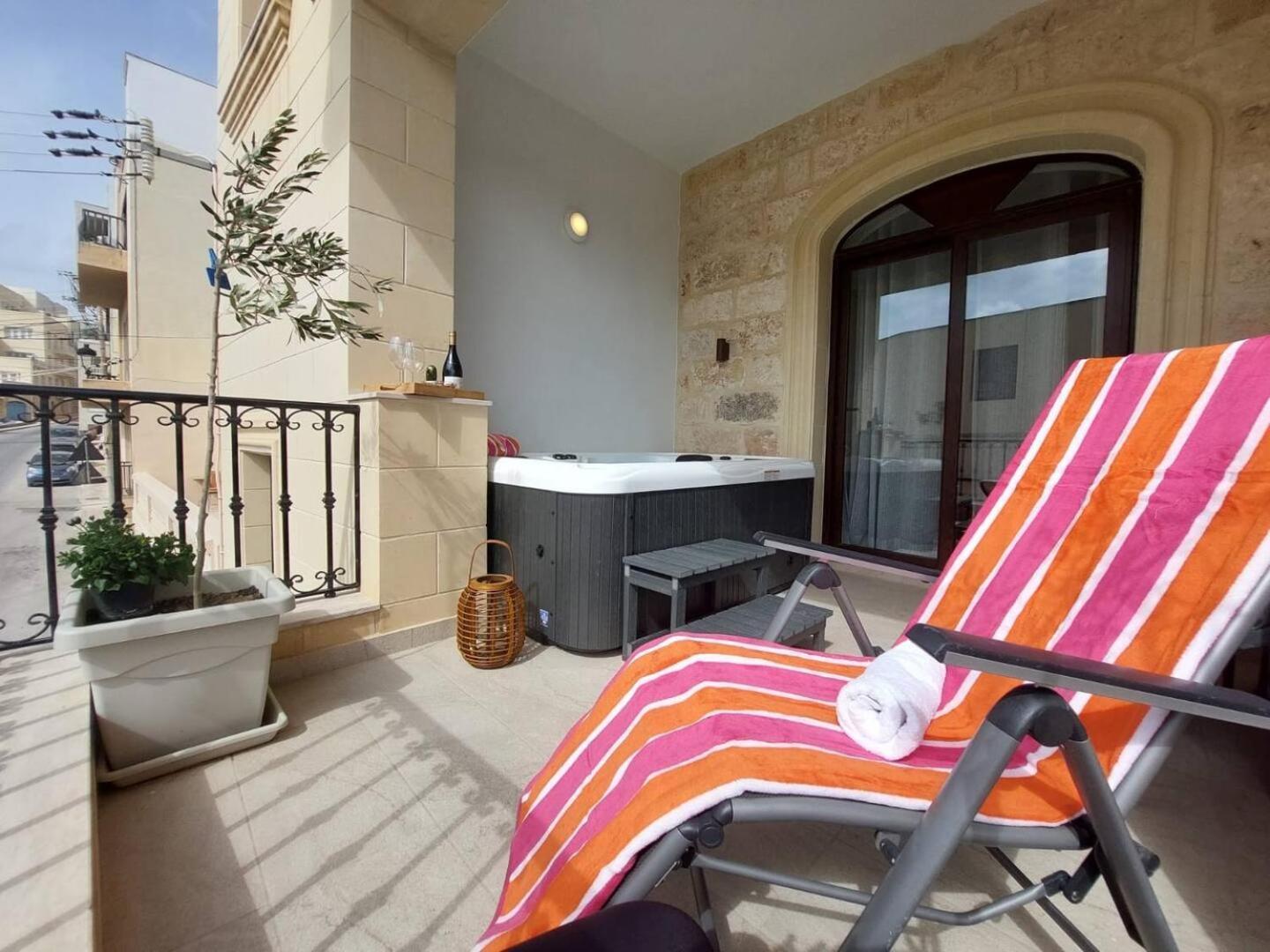 Fl 2 Ta'Lonza Luxury With Hot Tub By Homely Mellieħa Buitenkant foto