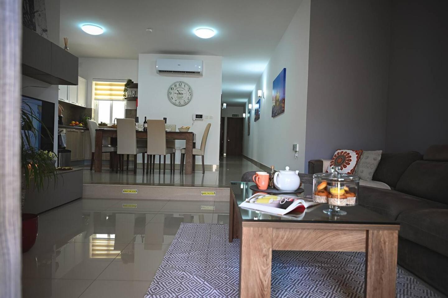 Fl 2 Ta'Lonza Luxury With Hot Tub By Homely Mellieħa Buitenkant foto